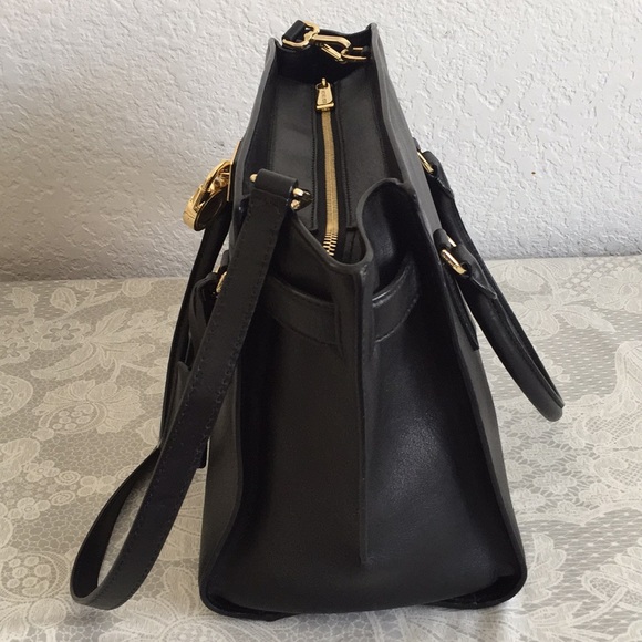 Michael Kors Hamilton Bag - Picture 3 of 8